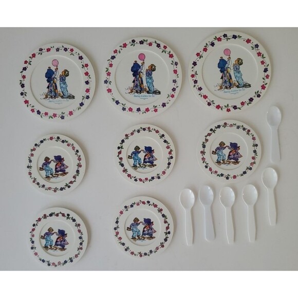Chilton Holly Hobbie Vintage 70's Stackable Set of Play Dishes Plates Spoons - Picture 7 of 7